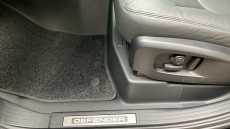 Land Rover Defender 3.0 D350 X-Dynamic HSE 110 5dr Auto [6 Seat] Diesel Estate